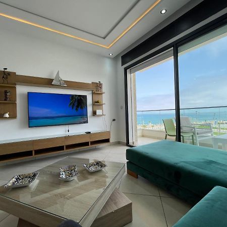 Beachfront High Standard Flat マルティル エクステリア 写真