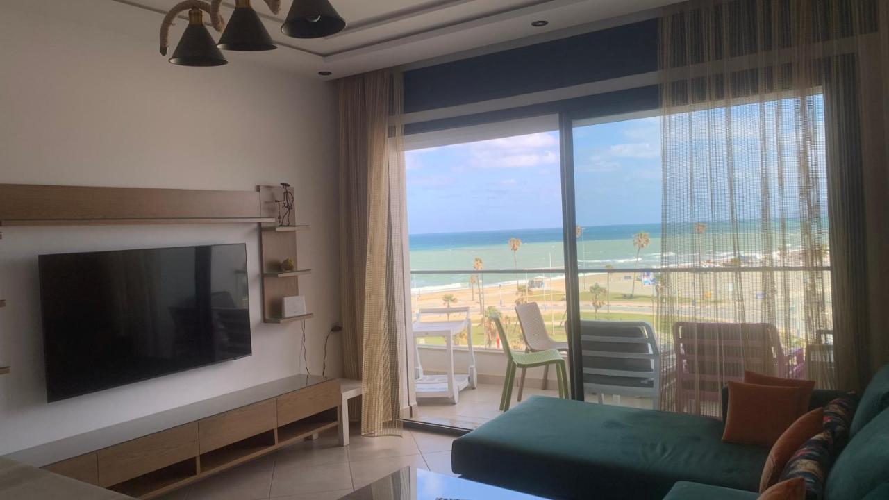 Beachfront High Standard Flat マルティル エクステリア 写真