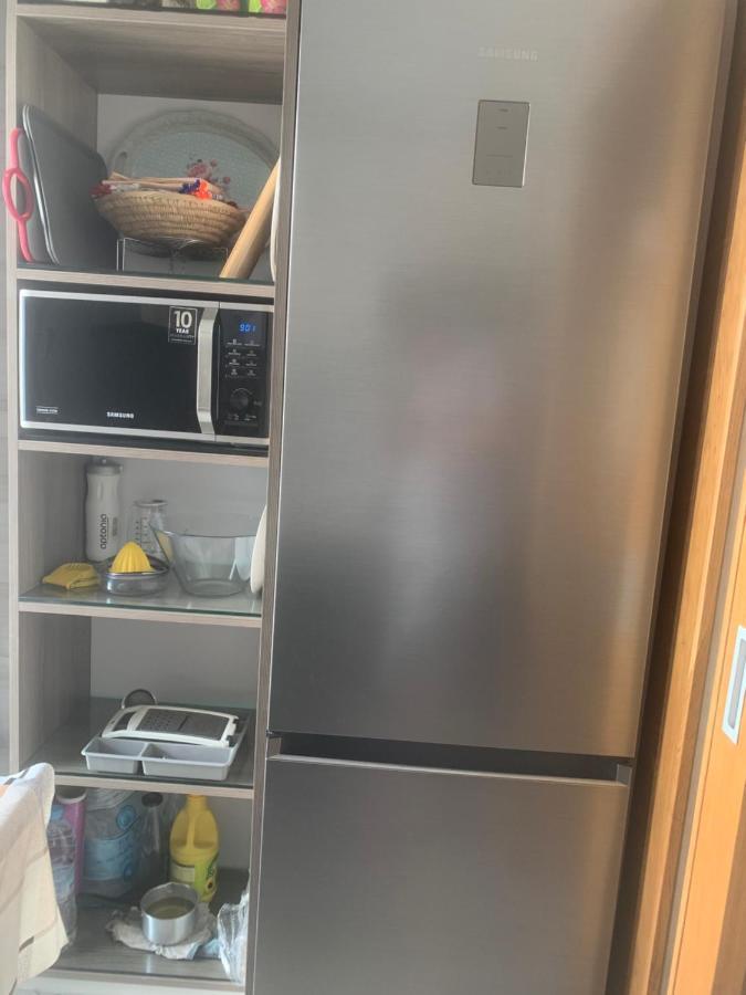 Beachfront High Standard Flat マルティル エクステリア 写真